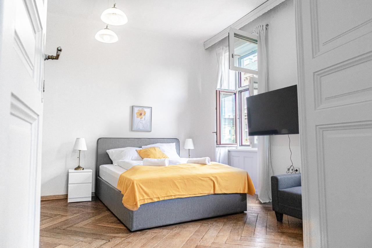 4 Great Apartment Akh - Ideal For Groups Of 19 Viena Exterior foto